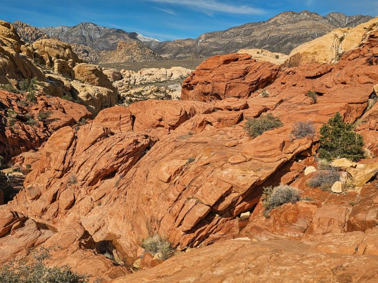 Just 30 Minutes From the Las Vegas Strip, These Red Rock Trails Feel a World Away